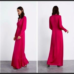 Zara never worn fuchsia maxi dress with slit. Size large